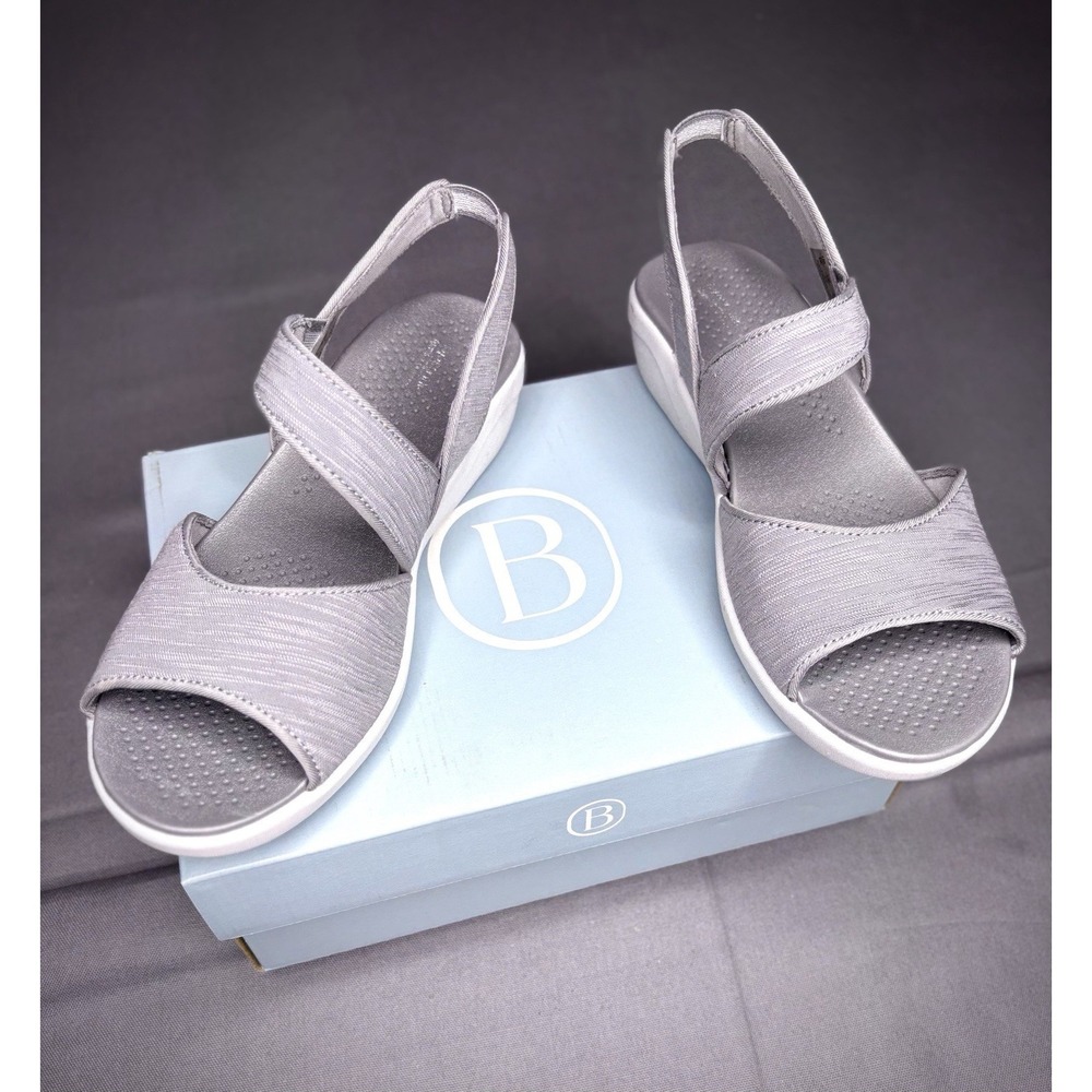 Bzees Cheerful Women's Grey Fabric Strappy Sandals Size 9 Wide NIB